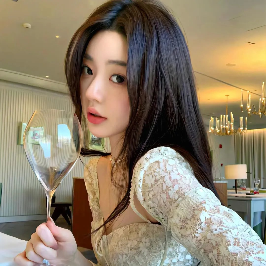 鸾凤嬉春